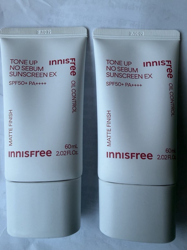 2 Pack Innisfree Tone Up No Sebum Sunscreen EX SPF50+ PA++++ Oil Control 60ml gallery