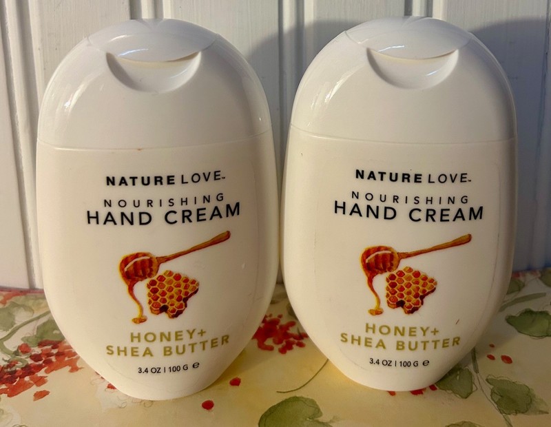 2 NATURE LOVE AROMATHERAPY HAND CREAM 3.4 OZ HONEY & SHEA BUTTER