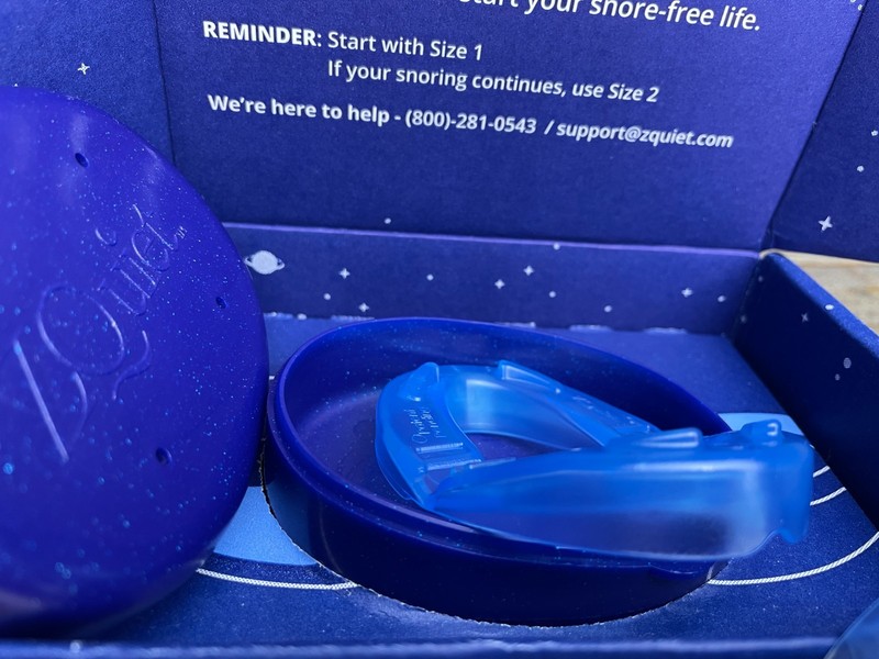 New ZQuiet, Anti-Snoring Mouthpiece, Starter Pack with 2 Sizes Open Box gallery
