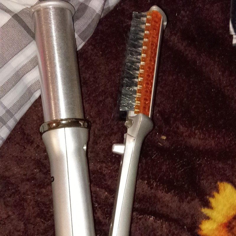 InStyler IS1001 Rotating Ceramic Straightener 1 1/4in 410°F 135W Silver