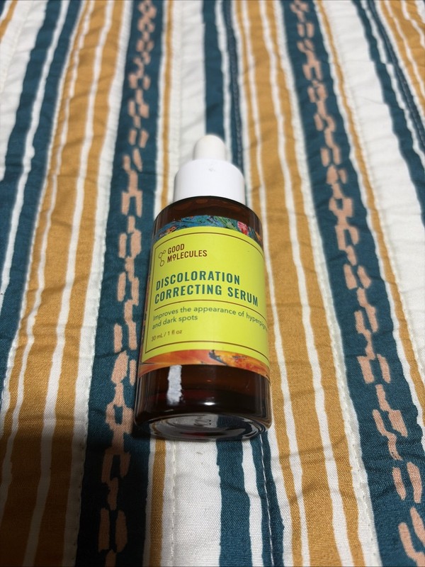 New Good Molecules Discoloration Correcting Serum for Dark Spots 1 oz