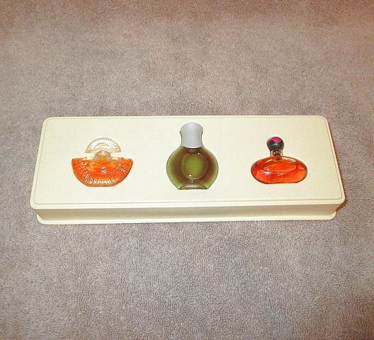 Vtg Avon Deluxe Perfume Collection Mini Vanity Bottles Set Of 3 Far Away Gold
