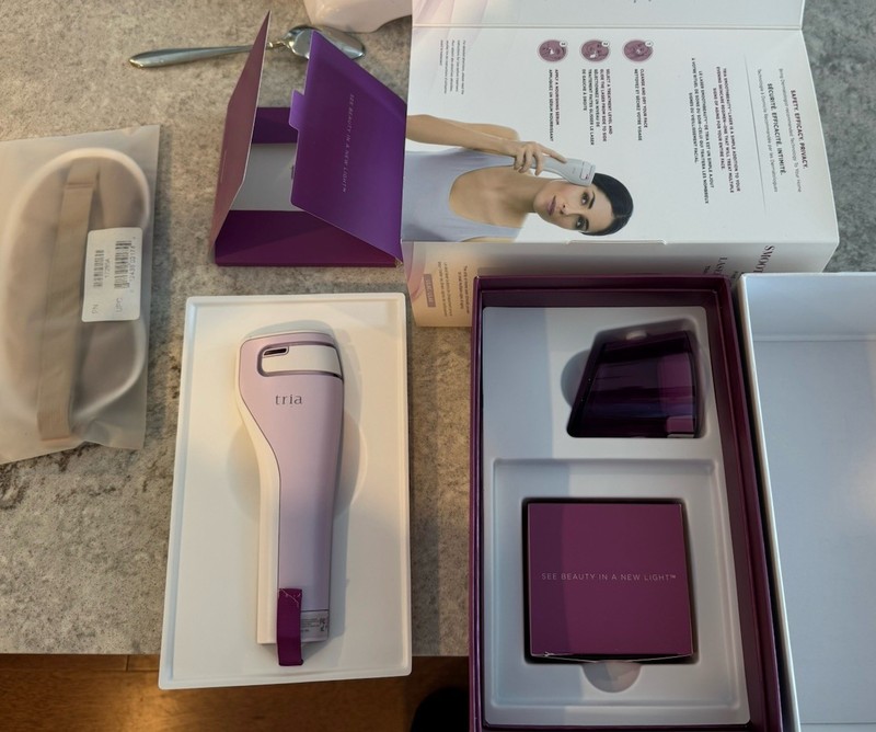 TRIA Beauty Age Defying Laser Anti-Aging Skin Rejuvenating Beauty 4 Face [FDA]